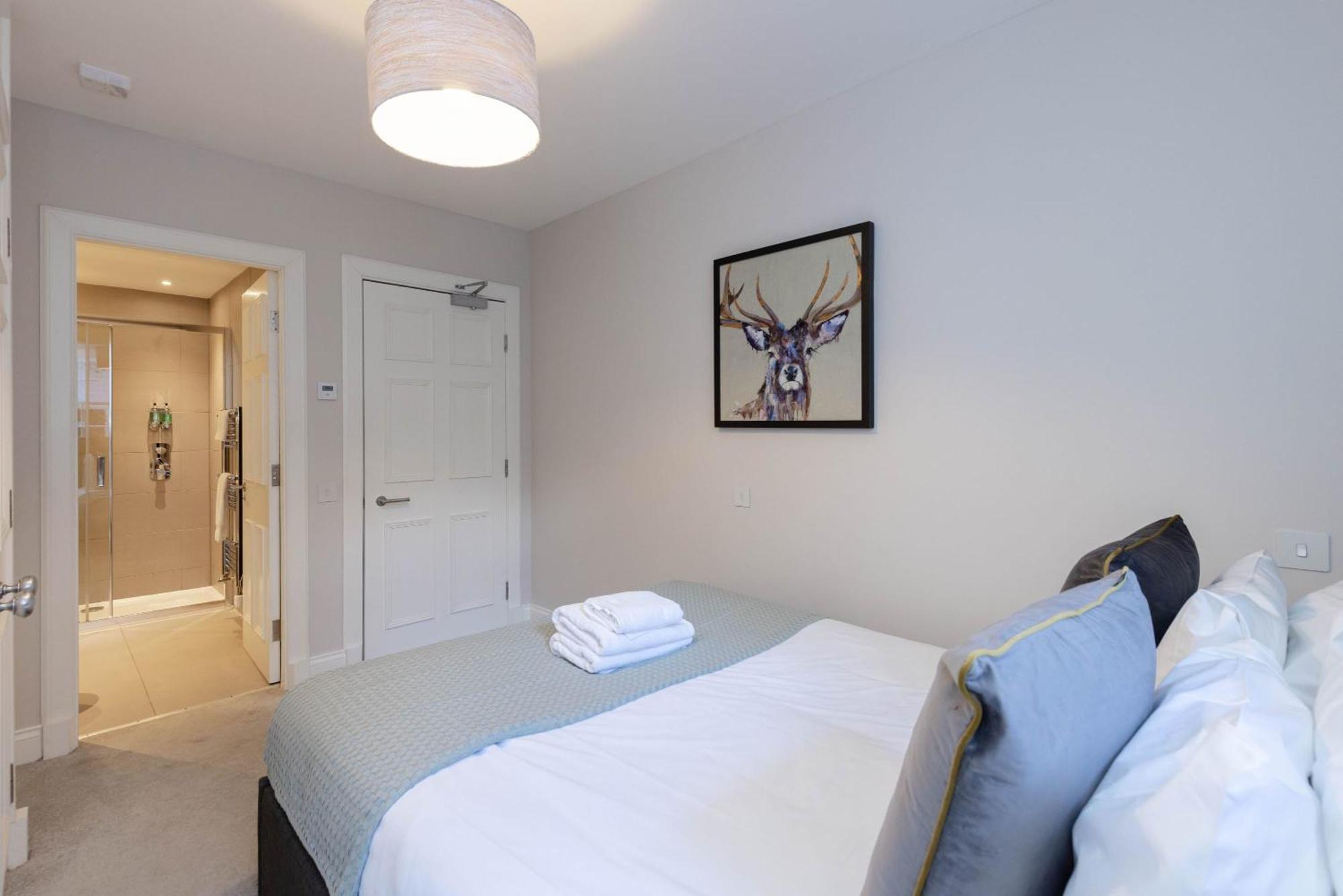 Dragon Suites - Edinburgh City Centre 2 Bed Apartment エクステリア 写真